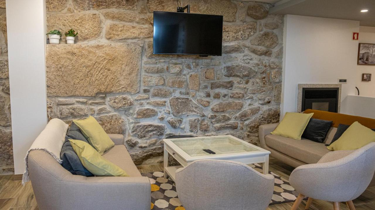 The Village House By Cdv Carrazeda de Ansiães Exterior foto